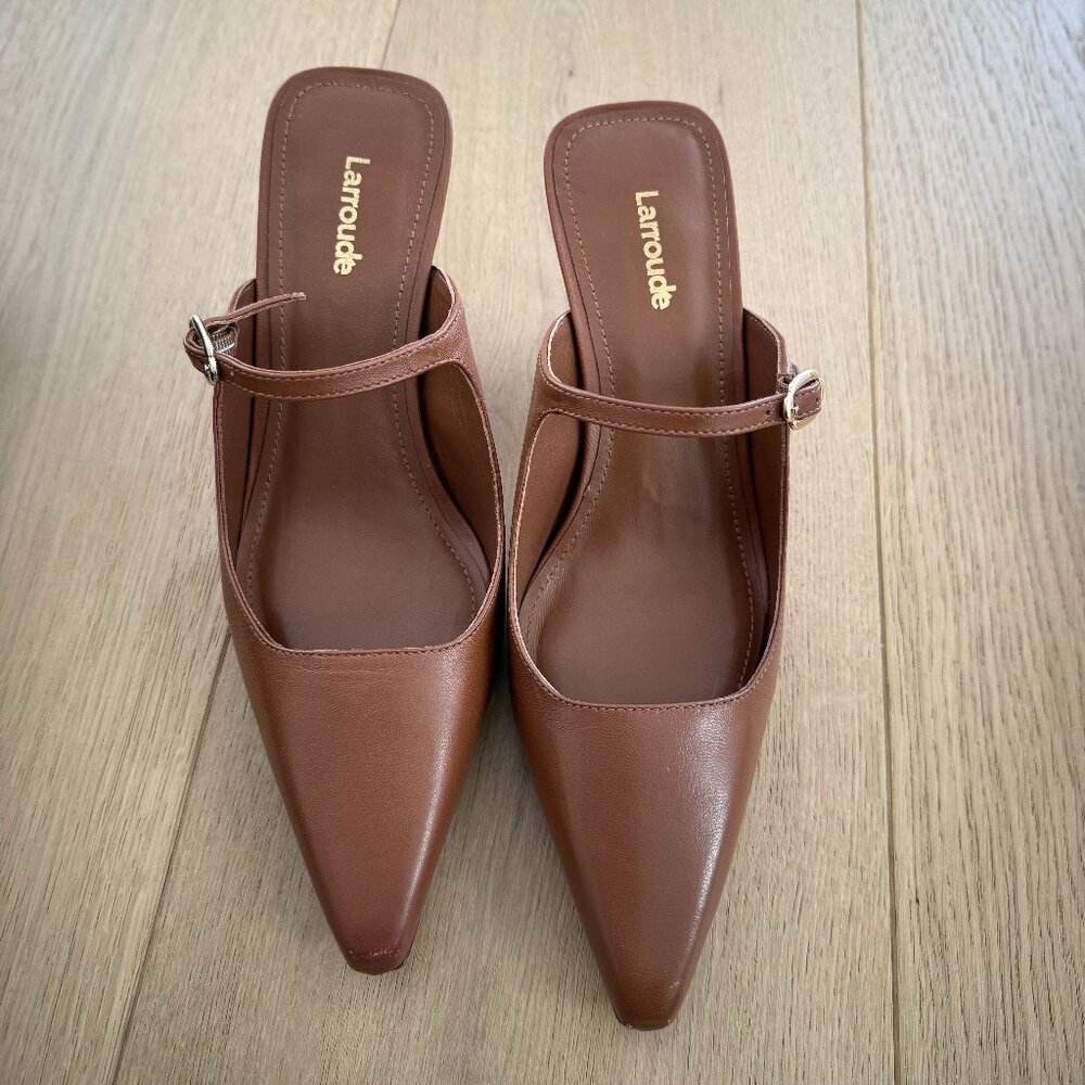 LARROUDE- INES MULE-Size 7.5 Luster Kid Skin-CARAMEL